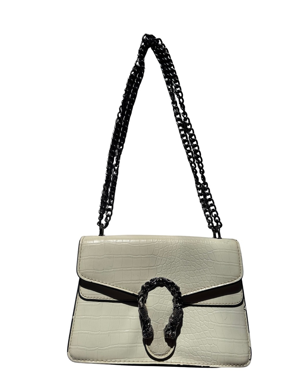 Elegant White Croc-Textured Shoulder Bag with Chain Strap
